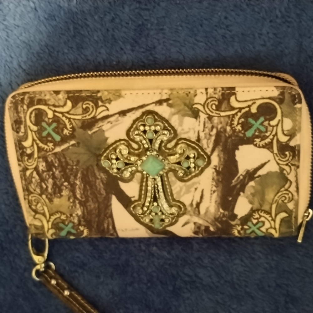 Wallet - Picture 2 of 3